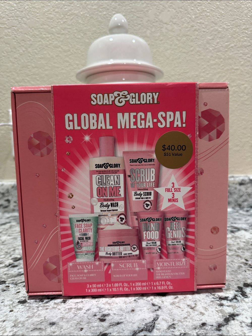 Soap & Glory Pink Global Mega-Spa! Bath & Body Gift Set